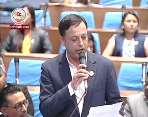सुमिरे टुर्स एण्ड ट्राभल्सको प्रसंगले बिच्किए रास्वपाका डिपि अर्याल, सदनभित्रै खनिए खतिवडा विरुद्ध